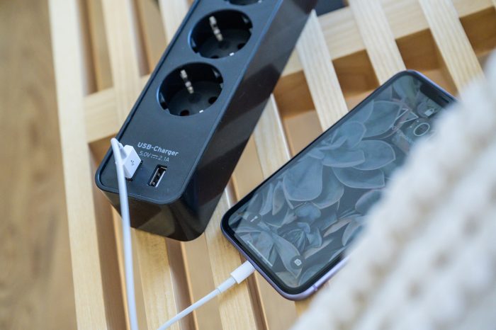 ⁦مشترك بريننشول 4 فتحة كيبل 1.5 متر مزود بمخارج USB مع مفتاح فصل Brennenstuhl⁩ - الصورة ⁦4⁩