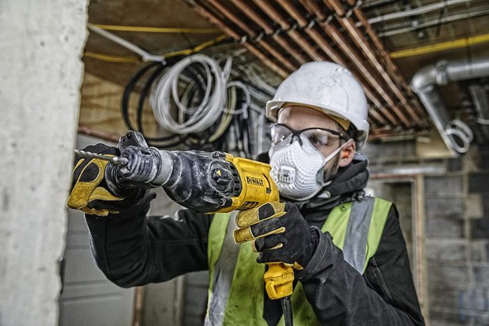 ⁦كيت شاكوش ديوالت 710 وات 22 مم عدل موديل  DEWALT  D25033C⁩ - الصورة ⁦4⁩