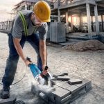⁦صاروخ بوش تجليخ و قطعيه 5 بوصه 1900 وات الثبات عند التحمل فصل الكهرباء اتوماتيك ألماني BOSCH - GWS 19-125 CIE⁩ - الصورة ⁦5⁩
